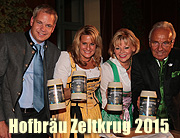 Hofbräu Oktoberfestkrug 2015 vorgestellt. Oliver Berben gestaltete den Zeltkrug in Anlehnung an "Fack Ju Goehte 2" mit Schiefertafel-Motiv  (©Foto: Martin Schmitz)